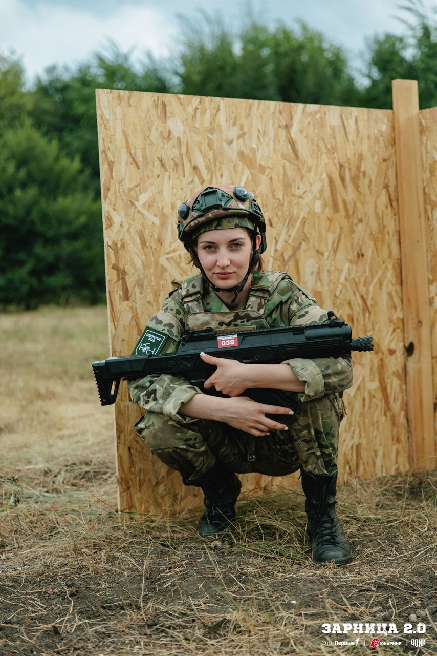 LASERWAR на «Зарнице 2.0»: Полный рост: камуфляж и берцы на плацу — №344