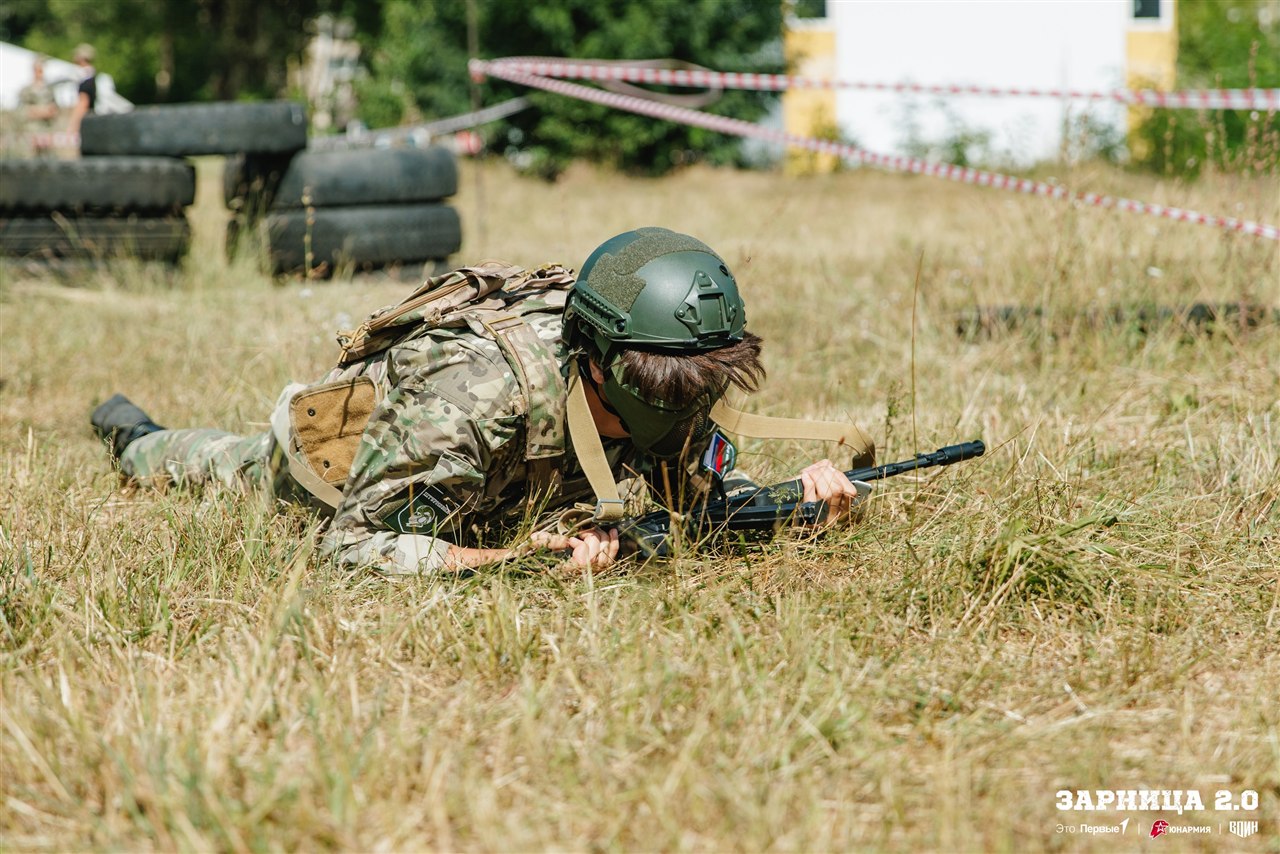 Лазертаг LASERWAR: Группа с тагерами LASERWAR в камуфляже — №363