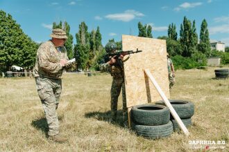 Фото «Зарницы 2.0»: Широкий кадр строя на тренировочном поле — №378