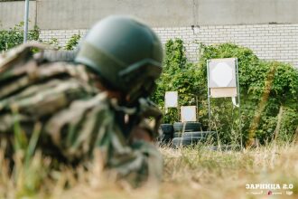 Лазертаг LASERWAR: Группа с тагерами LASERWAR в камуфляже — №483