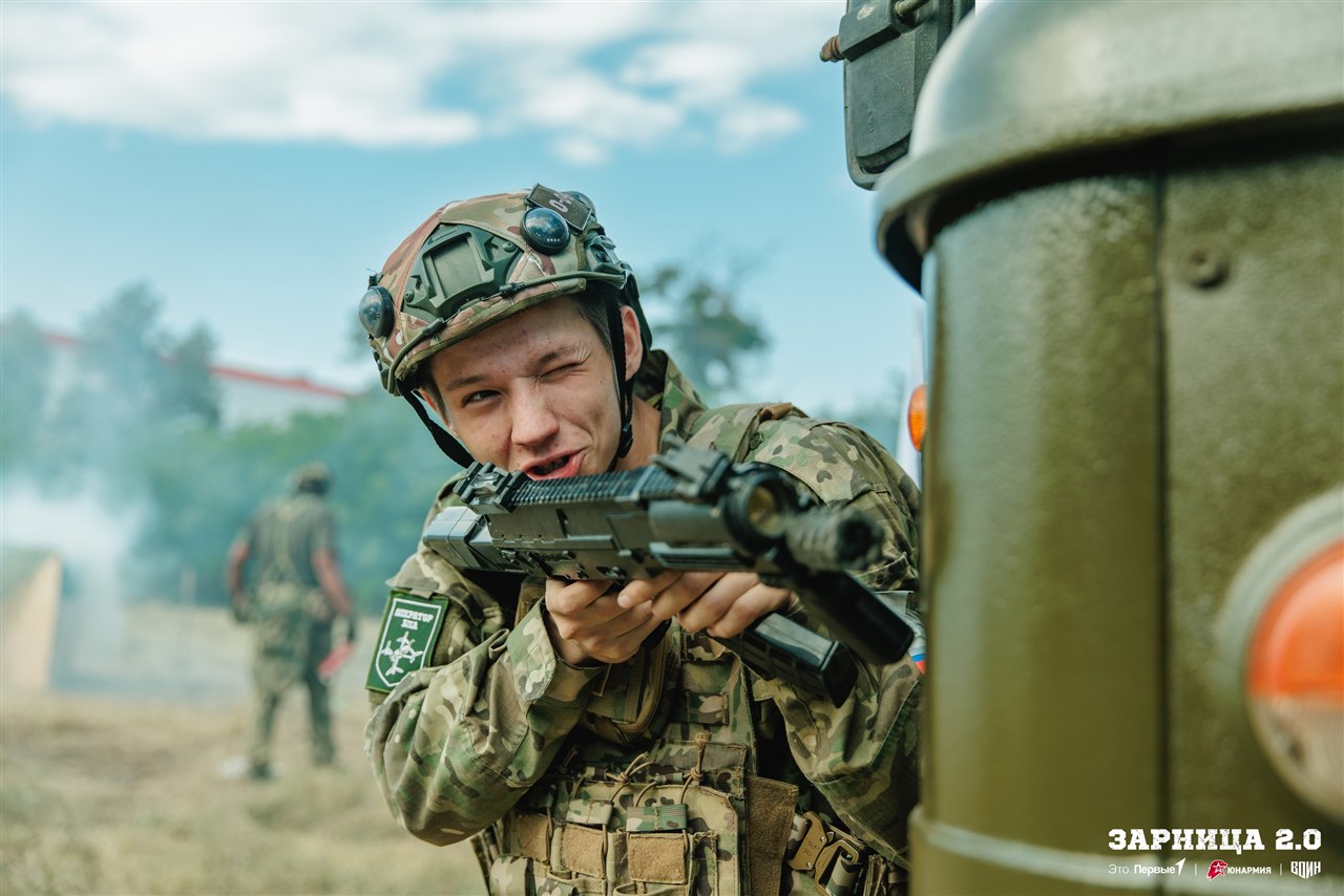 Фото «Зарницы 2.0»: Скрытная позиция в зелени на полигоне — №768