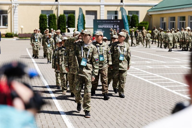 Фото «Зарницы 2.0»: Бег с тагером по песчаной тропе «Авангарда» — №846