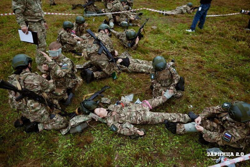 Фото «Зарницы 2.0»: Широкий кадр строя на тренировочном поле — №138