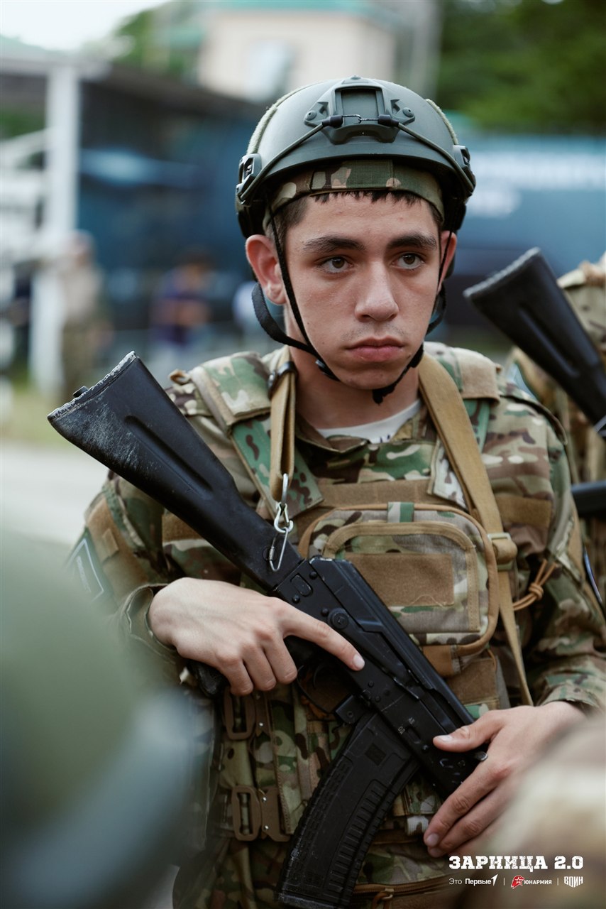 Турнир «Зарницы 2.0» LASERWAR: Укрытие за стволом дерева на миссии — №341