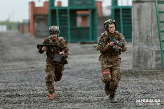 LASERWAR на «Зарнице 2.0»: Широкий кадр строя на тренировочном поле — №578