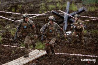 Фото «Зарницы 2.0»: Выход отряда на старт миссии «Зарницы» — №684