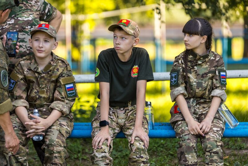 Фото «Зарницы 2.0»: экипировка LASERWAR крупным планом на полигоне «Зарницы 2.0»