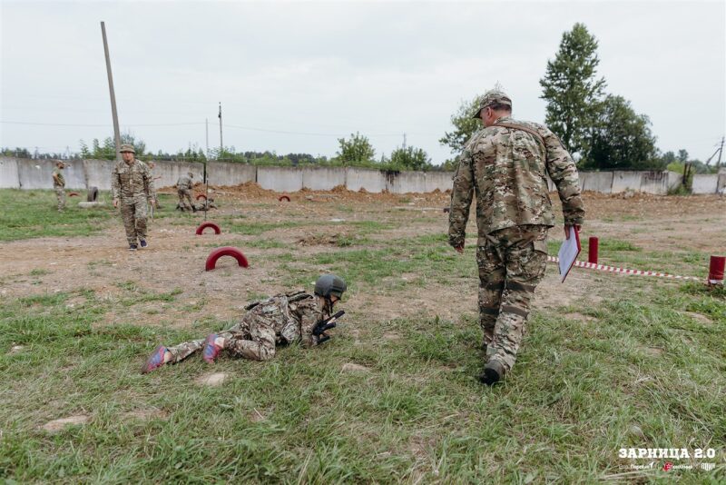 Лагерь «Авангард», лазертаг: Портрет бойца в шлеме LASERWAR — №490