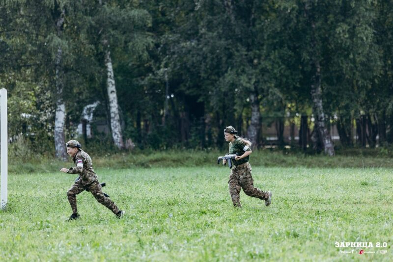 Фото «Зарницы 2.0»: Портрет бойца в шлеме LASERWAR — №570