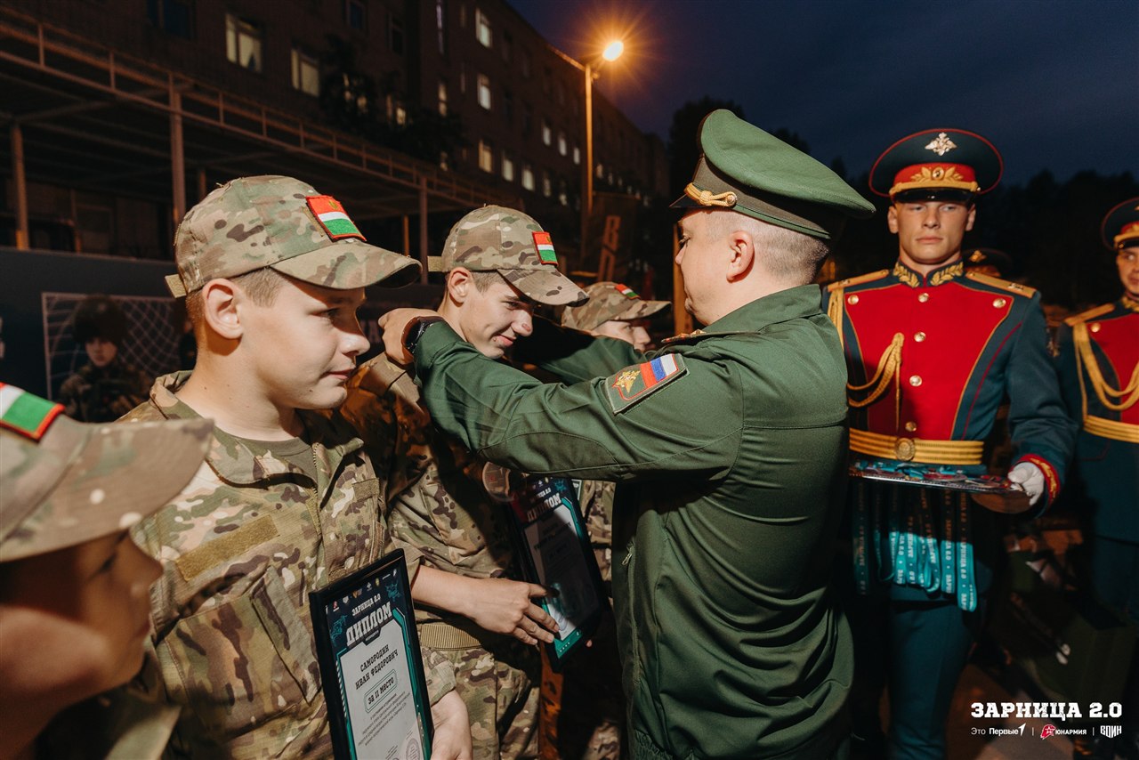 Фото «Зарницы 2.0»: Переход между зонами лазертаг-арены — №1026