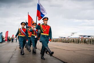 Турнир «Зарницы 2.0» LASERWAR: оборона у укрытия на лазертаг-полигоне во время миссии лазертага