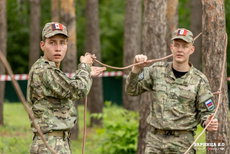Лагерь «Авангард», лазертаг: Портрет бойца в шлеме LASERWAR — №130