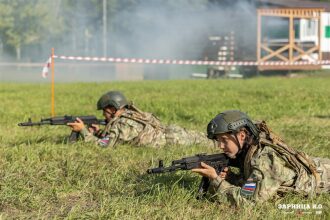 Турнир «Зарницы 2.0» LASERWAR: Групповой портрет отряда на полигоне — №473