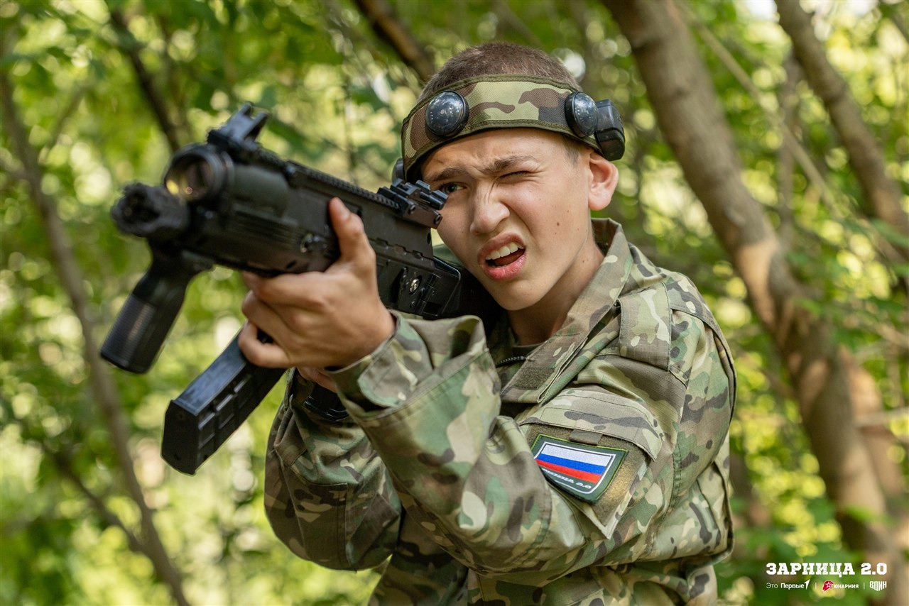 LASERWAR на «Зарнице 2.0»: Портрет бойца в шлеме LASERWAR — №530