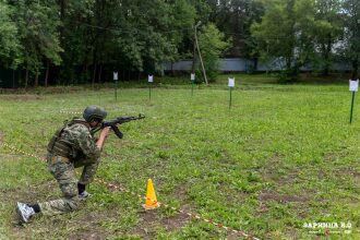 «Зарница 2.0»: Отряд проходит мимо бетонного сооружения — №535