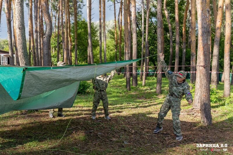 Турнир «Зарницы 2.0» LASERWAR: Ряд тактических шлемов в построении — №545