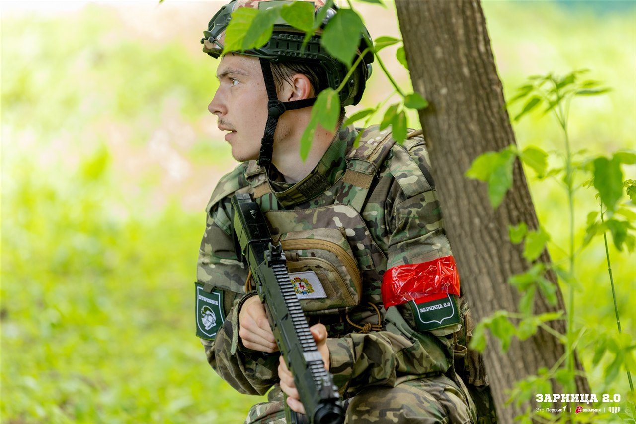 LASERWAR на «Зарнице 2.0»: Широкий кадр строя на тренировочном поле — №698