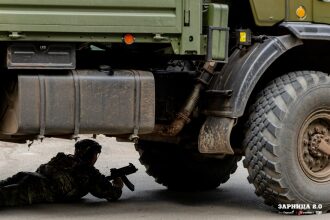 Фото «Зарницы 2.0»: Широкий кадр строя на тренировочном поле — №738