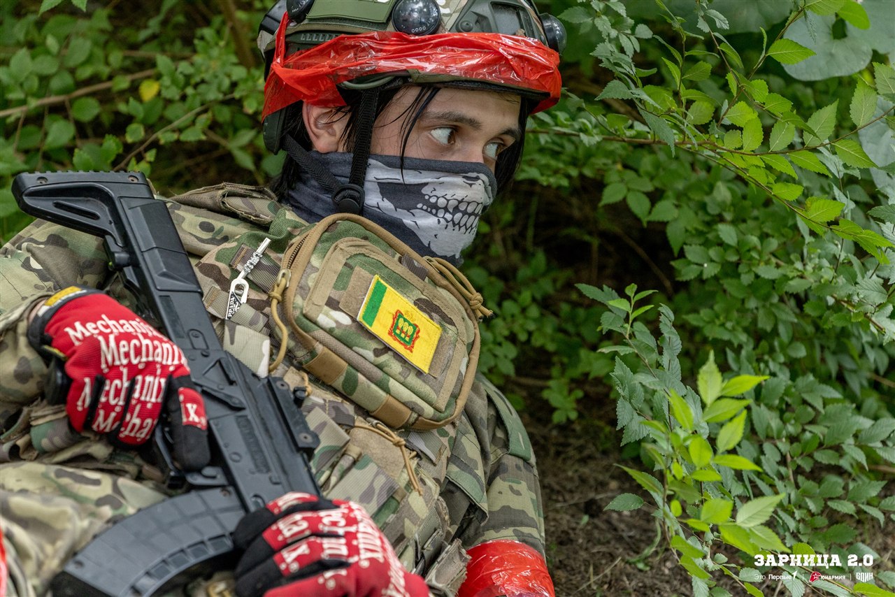 LASERWAR на «Зарнице 2.0»: Полный рост: камуфляж и берцы на плацу — №824