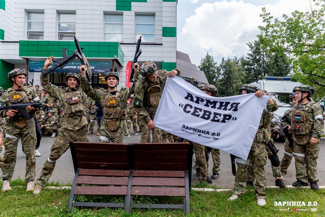 Турнир «Зарницы 2.0» LASERWAR: Ряд тактических шлемов в построении — №905