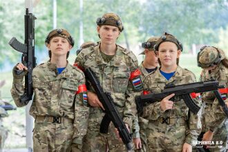 Лагерь «Авангард», лазертаг: Выход отряда на старт миссии «Зарницы» — №1084