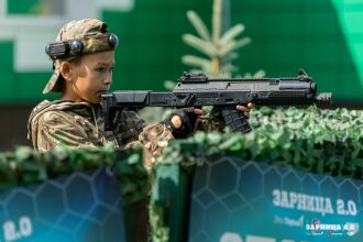 Фото «Зарницы 2.0»: Полный рост: камуфляж и берцы на плацу — №1104
