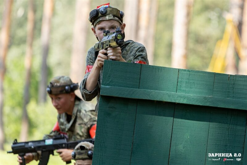 LASERWAR на «Зарнице 2.0»: Низкая стойка в сухой траве с тагером — №1136