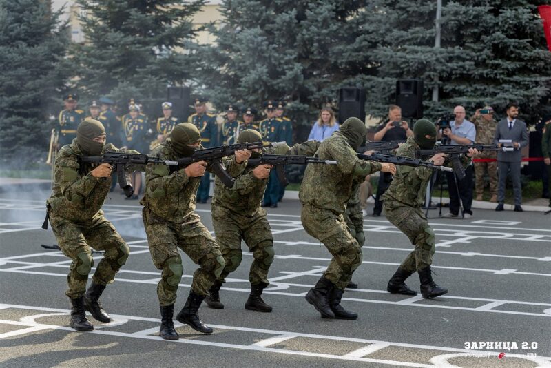 Лагерь «Авангард», лазертаг: Динамичный манёвр группы LASERWAR — №1300