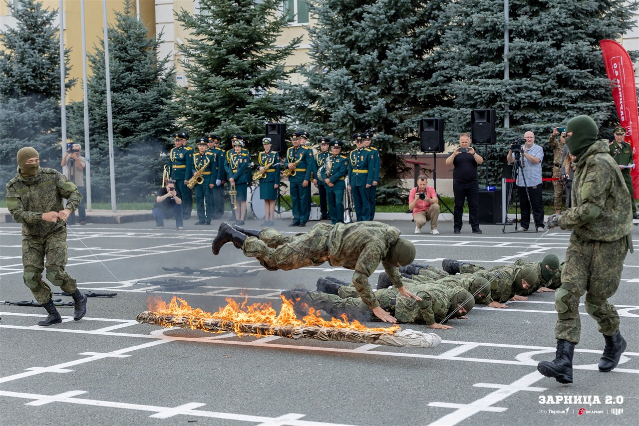 LASERWAR на «Зарнице 2.0»: Полный рост: камуфляж и берцы на плацу — №1304
