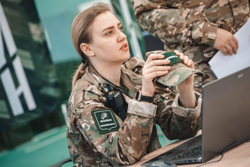 «Зарница 2.0»: прицеливание из-за насыпи на лазертаг-миссии на «Зарнице 2.0»
