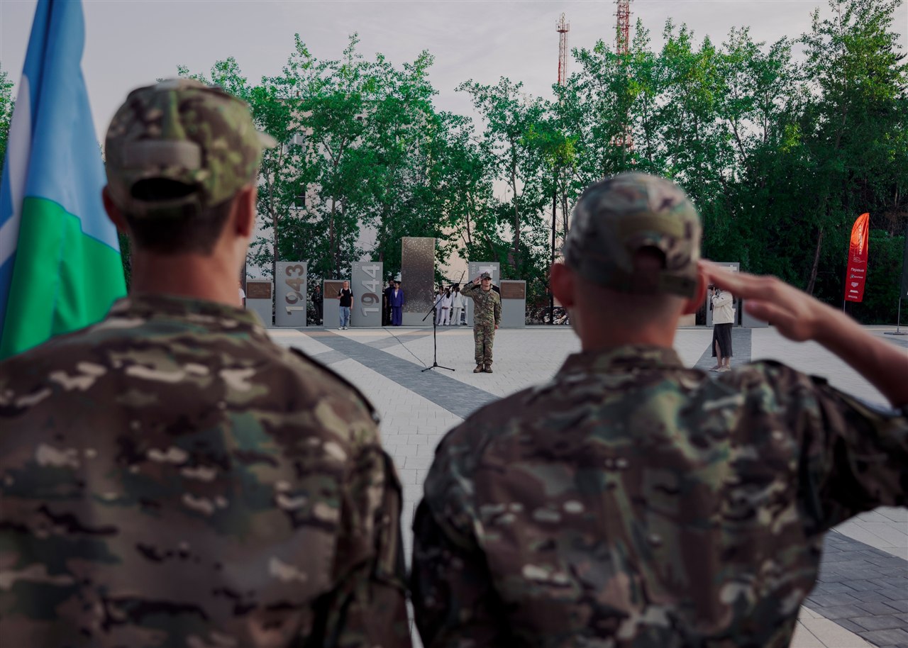 Лазертаг LASERWAR: проверка экипировки перед боем на площадке LASERWAR