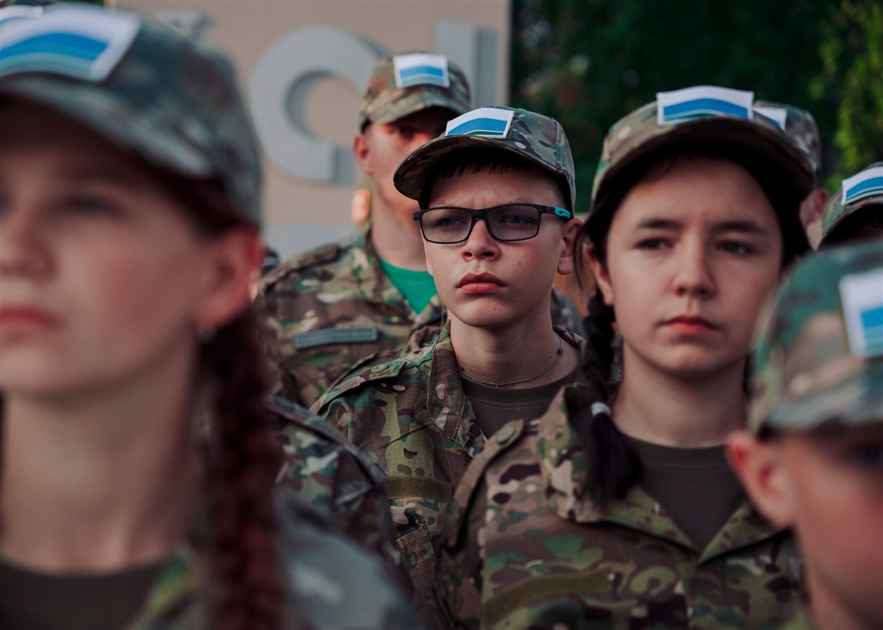 Фото «Зарницы 2.0»: переход между зонами лазертаг-арены на полигоне «Зарницы 2.0»