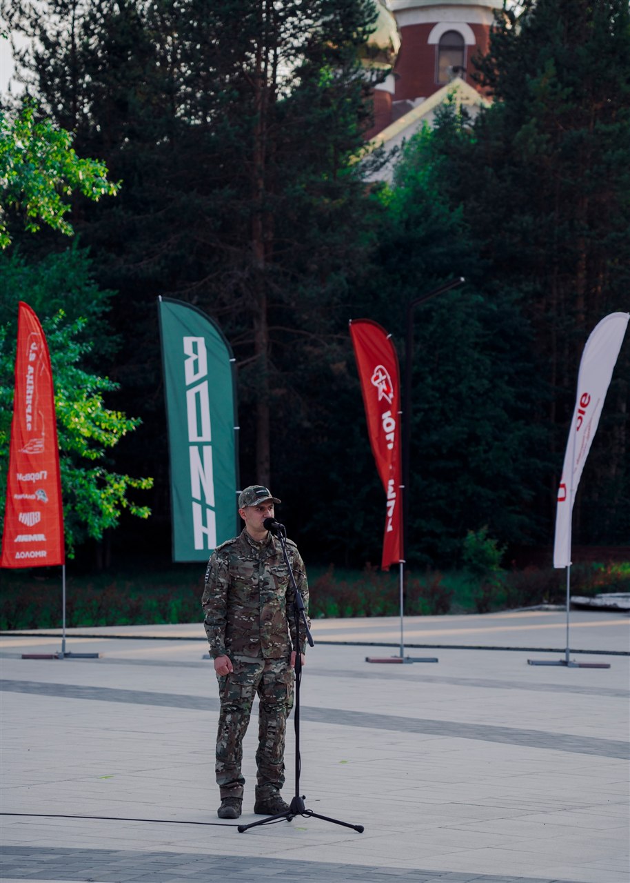 LASERWAR на «Зарнице 2.0»: бег с тагером по песчаной тропе «Авангарда» в лазертаг-дне «Зарницы»