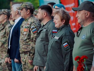 Лагерь «Авангард», лазертаг: динамичный манёвр группы LASERWAR в лагере «Авангард»