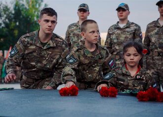 Фото «Зарницы 2.0»: Инструктаж команды перед лазертаг-миссией — №162