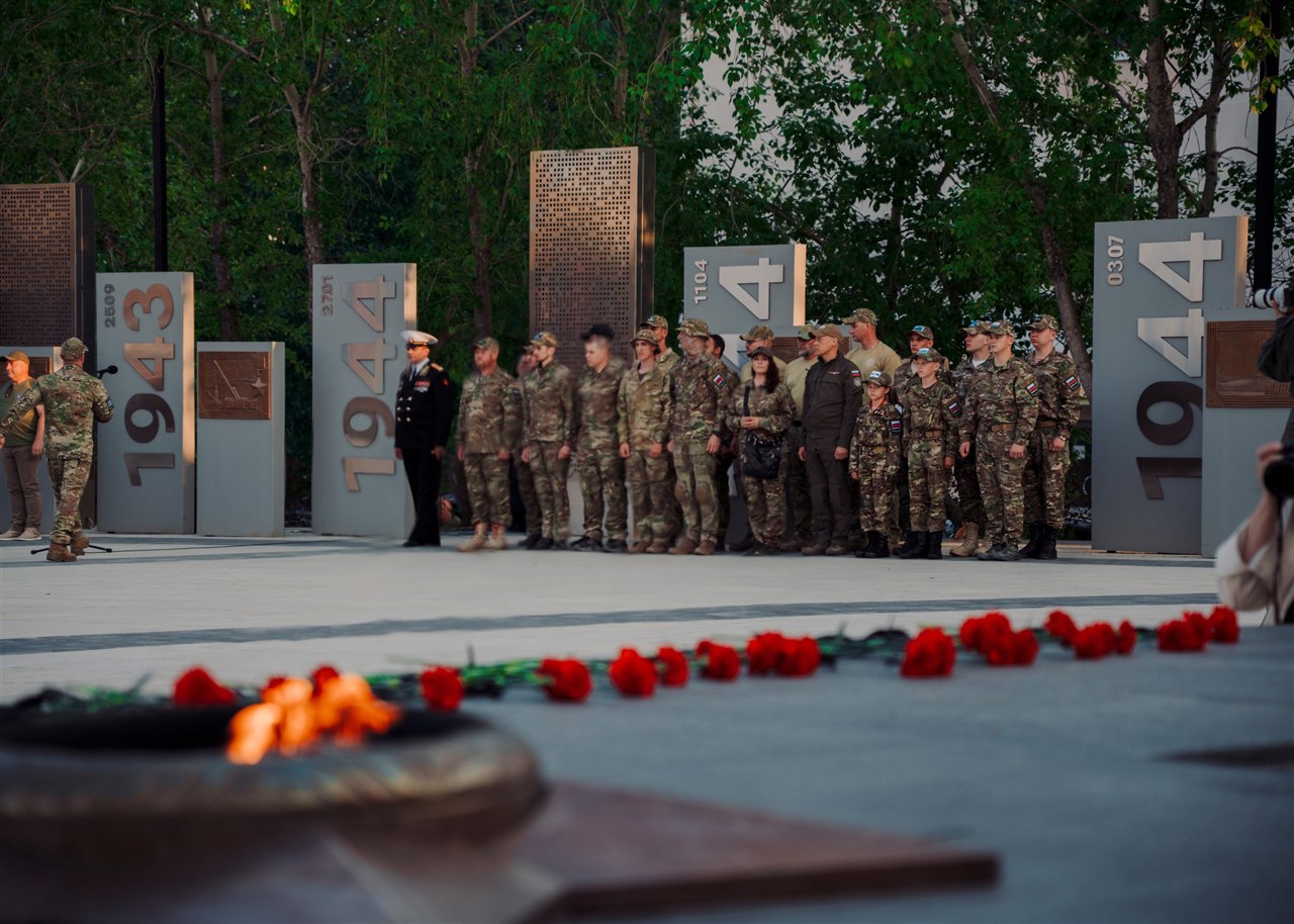 Фото «Зарницы 2.0»: Скрытная позиция в зелени на полигоне — №168