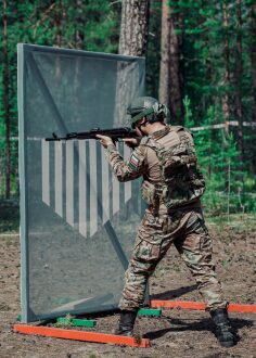 Лагерь «Авангард», лазертаг: Движение цепочкой по полевой дороге — №274