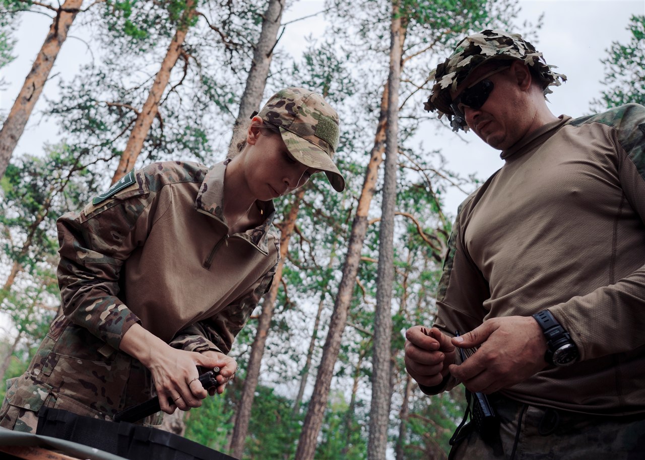 «Зарница 2.0»: Группа с тагерами LASERWAR в камуфляже — №283