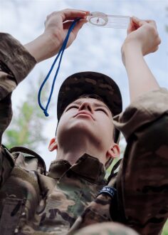 Лагерь «Авангард», лазертаг: Полный рост: камуфляж и берцы на плацу — №304