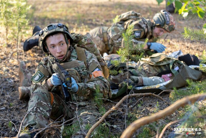 Турнир «Зарницы 2.0» LASERWAR: Отряд проходит мимо бетонного сооружения — №575