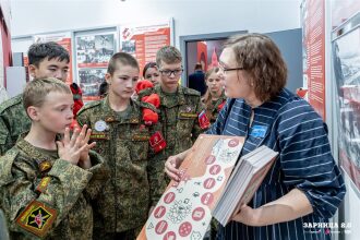 Турнир «Зарницы 2.0» LASERWAR: Ряд тактических шлемов в построении — №1145