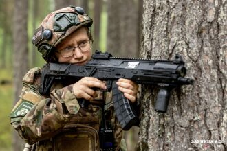 LASERWAR на «Зарнице 2.0»: Широкий кадр строя на тренировочном поле — №1178