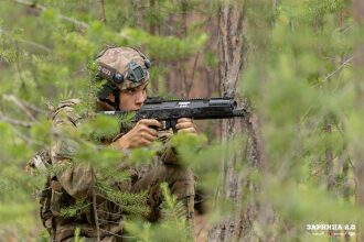 «Зарница 2.0»: Группа с тагерами LASERWAR в камуфляже — №1243