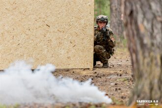 Турнир «Зарницы 2.0» LASERWAR: Ряд тактических шлемов в построении — №1265