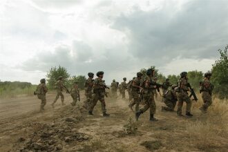 Фото «Зарницы 2.0»: сбор команды у информационного маркера на полигоне «Зарницы 2.0»