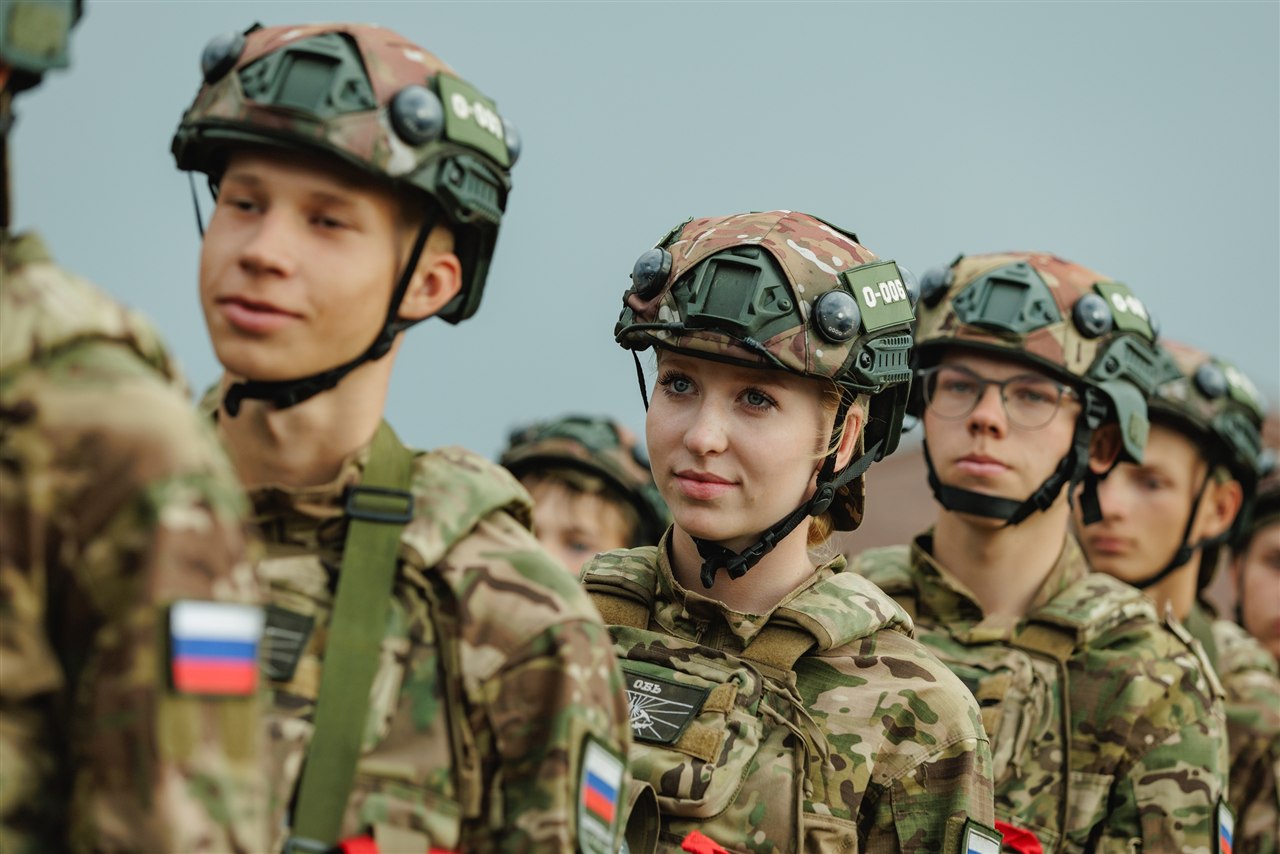 Фото «Зарницы 2.0»: Переход между зонами лазертаг-арены — №186