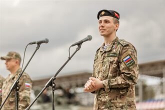 Лагерь «Авангард», лазертаг: Тактическая стойка на склоне песчаного поля — №454