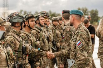 Турнир «Зарницы 2.0» LASERWAR: Укрытие за стволом дерева на миссии — №461