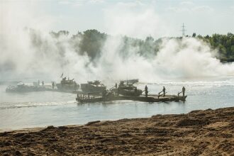 Лазертаг LASERWAR: проверка экипировки перед боем на площадке LASERWAR