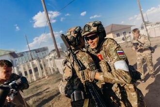 Турнир «Зарницы 2.0» LASERWAR: Групповой портрет отряда на полигоне — №233